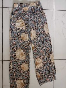 Floral Print Wide Leg Pants