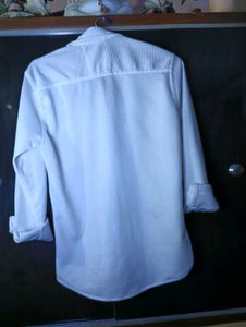 Men&#39;s White Patterned Shirt