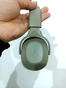 Boat Rockerz 424  Headphones 🎧