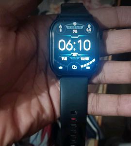 Smart Watch - Digital Displayed