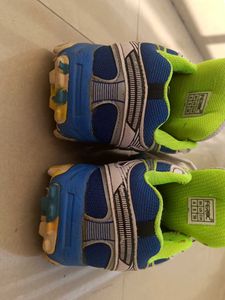 FEROCRunning Shoes