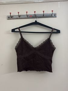 H&amp;M RIBBED DETAIL TOP