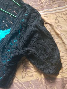 Handloomed Black Shrugs With Inner