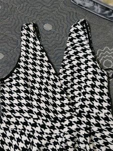 Zudio Black&White One Pc
