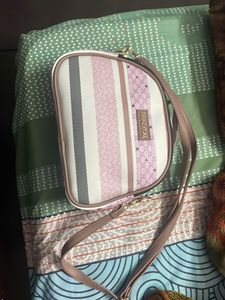 New unused Sling Multicolour Bag