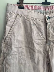 Chinos
