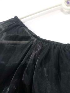 Black Ballon Silky Top