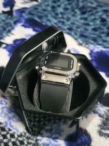 G-Shock Unisex Watch - Durable and Stylish!