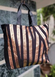 Calvin Klein Pouch And Vs Tote