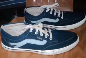 CASUAL SHOES 👟  One Time Used Condition ok