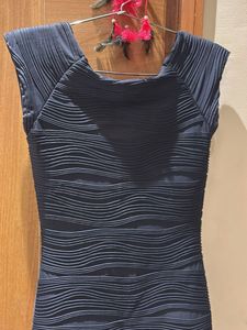 Chic Navy Bodycon Dress