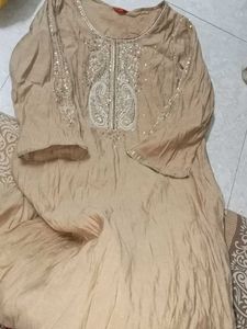 Elegant Embroidered Kurta