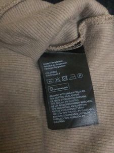 Hnm Turtle Neck Fitted Top