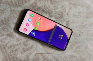 Samsung And Realme Smartphone