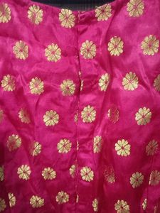 Women&#39;s Magenta Silk Blouse
