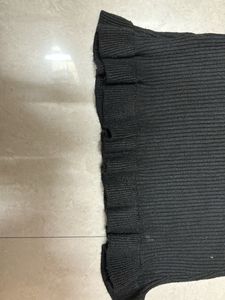 Black Crop Top With Detailing In Bottom