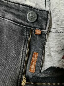 Cantabil Men Grey Slimfit Medium Fade Jeans