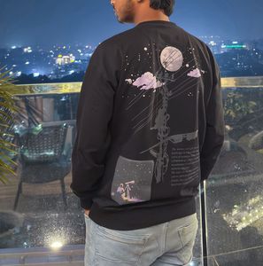 Graphic Print Sweatshirt