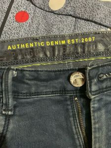 Men&#39;s Blue Denim Jeans Barely Used