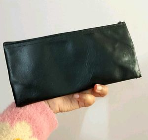 Black leather Pouch