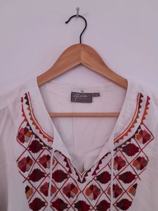 Casual Top (Women)