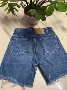 Vintage Levi&#39;s Denim Shorts