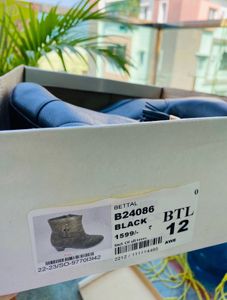 Black Ankle Boots with Tassels