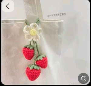 Daisy 🌼 And Strawberry 🍓 Charm🖐🏻