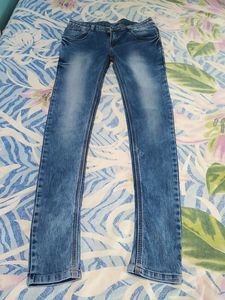 Full Length Regular Jeans With 28 Size