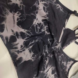 Sports bra
