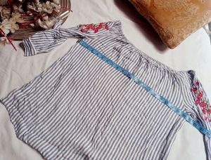 Very Beautiful,lvy. Main Blue White Strip Girls To