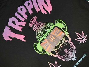 offer on special themed rolling papers