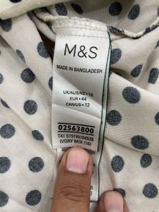 🌸 Effortless Elegance: M&amp;S Polka Dot Blouse 🌸