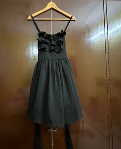 Backless Crossed Dress 🖤