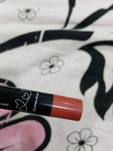 Plum Crayon Lipstick – 123 She’s All Tan