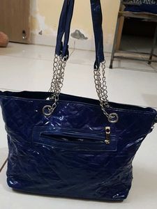 014 Sling Bags
