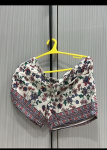 Floral Print Women Shorts 🩳