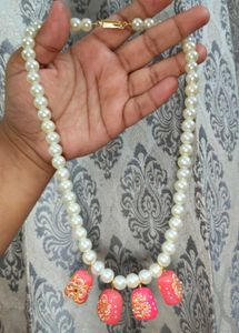 Pearl And Peach Stone Jewellery Set