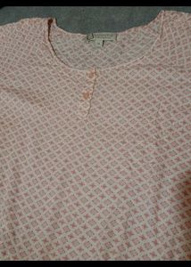 Elegant Patterned Top