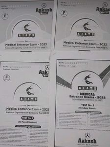 Allen Aakash Neet 160 Combo-Test Papers+ OMR