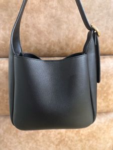 Bobby Brown Concealer Stick &amp; Mango Bag Combo