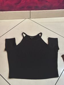 Black Open Shoulder Cropped Top