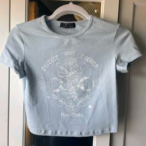 Bershka baby tee
