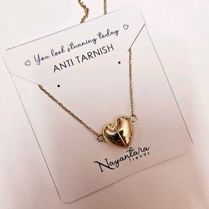 Chunky Magnetic Heart necklace