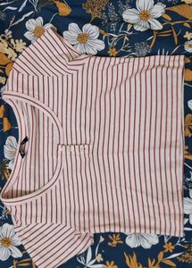 Lowkey Cute Henley Crop 🤍