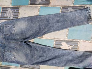 Ripped Jeans