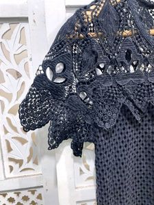 Vintage Black Rose Belle