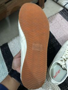 unisex White Sneakers