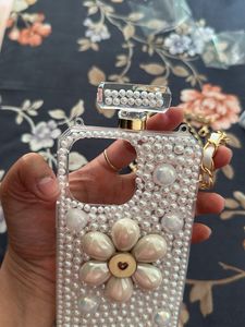 I phone 14 pro max Pearl Flower  Ca