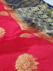 Red Saree With Crep Silk Material